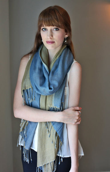 Anika Dali Fuchsia Bon-bon Fine Wool Women's Scarf Wrap